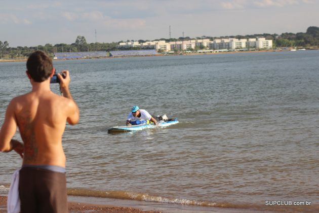 SOS Lago Paranoá, Brasileiro de SUP Race - dia 01. Foto: Luciano Meneghello / SupClub.