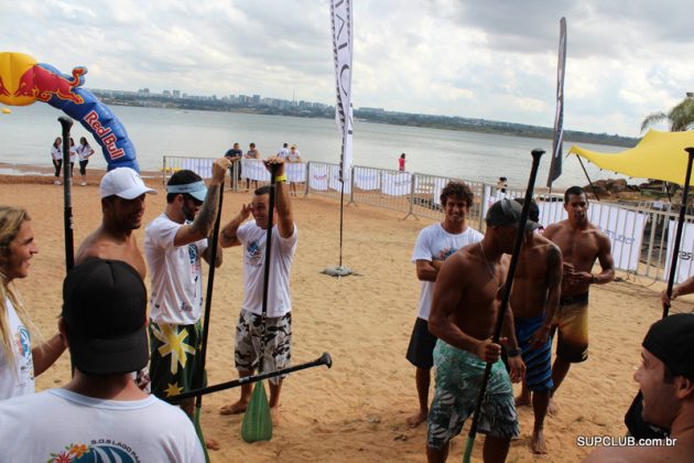 SOS Lago Paranoá, Brasília, dia 02. Foto: Luciano Meneghello. Foto: Luciano / SupClub.com.br.