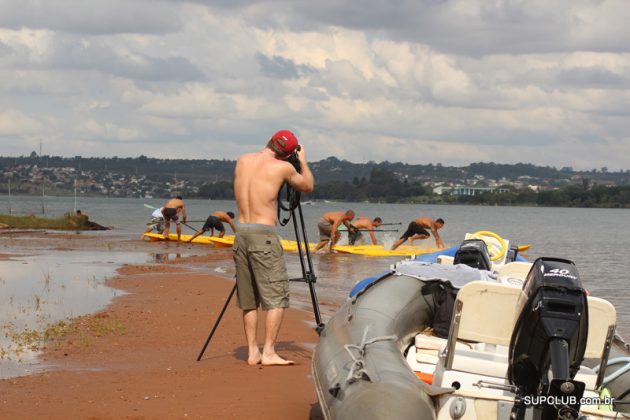 SOS Lago Paranoá, Brasília, dia 02. Foto: Luciano Meneghello. Foto: Luciano / SupClub.com.br.