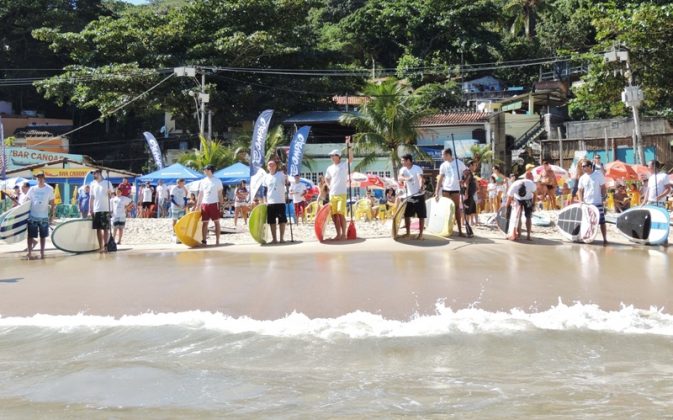 Segundo Evento Ecológico de Stand Up Paddle de Niterói. Foto: Steele. Foto: Redação SupClub.