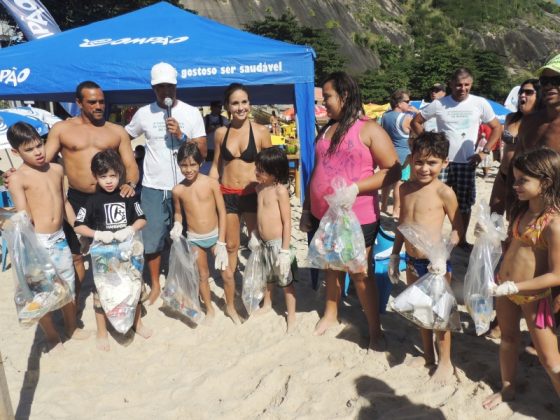 Segundo Evento Ecológico de Stand Up Paddle de Niterói. Foto: Steele. Foto: Redação SupClub.