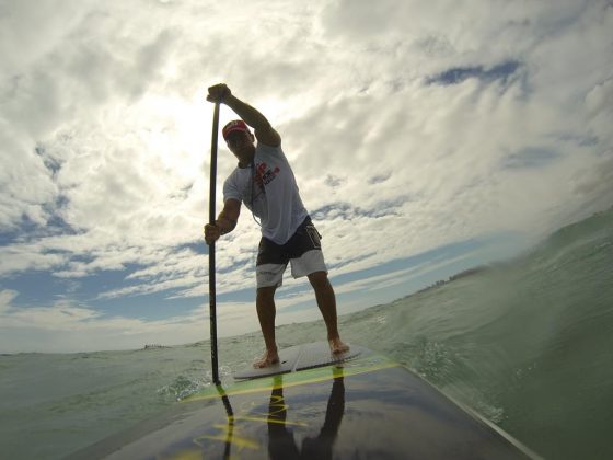 Alex Araujo em sequêcia durante downwind entre Fortaleza e Cumbuco. Foto: arquivo pessoal. Foto: Redação SupClub.