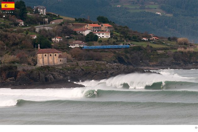 Surf Mundi - Uma aventura fotográfica pelas ondas mais iradas do planeta. Foto: Divulgação.