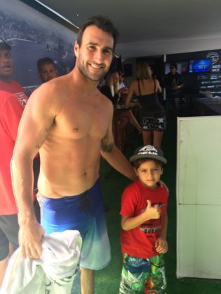 Joel Parkinson, Atleta da Pena de 7 anos é a novíssima geração do surf brasileiro. Foto: Taiu Bueno.