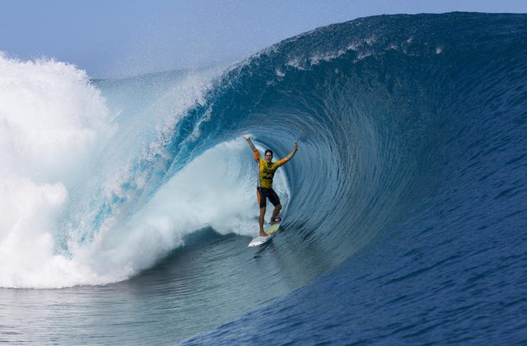 Gabriel Medina Billabong Pro Tahiti 2014, Teahupoo.