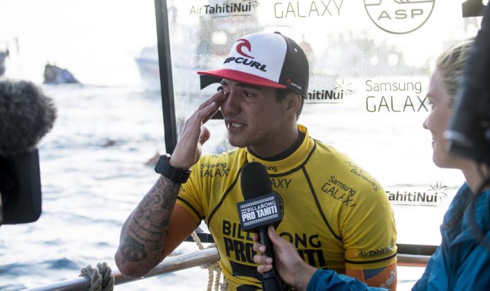 Gabriel Medina, Billabong Pro Tahiti 2014, Teahupoo. Foto: Carlos Infante.