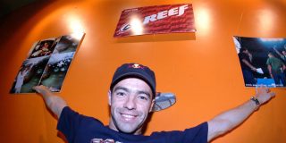 Reef comemora bicampeonato mundial de Sandro Dias