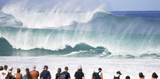 Swell gigante adia Pipe Masters