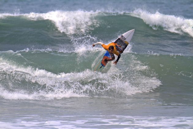 Alex Chacon Maresia Paulista Profissional 2014, Itamambuca, Ubatuba. Foto: Renato Boulos.