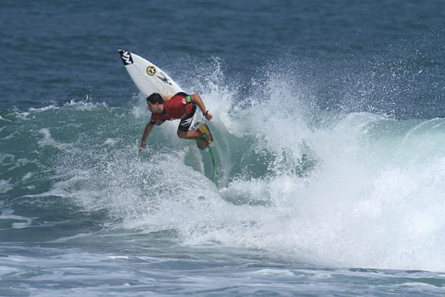 Alex Ribeiro Maresia Paulista Profissional 2014, Itamambuca, Ubatuba. Foto: Renato Boulos.