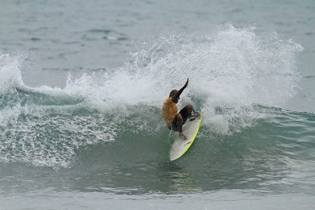 Isaías Silva Maresia Paulista Profissional 2014, Itamambuca, Ubatuba. Foto: Renato Boulos.