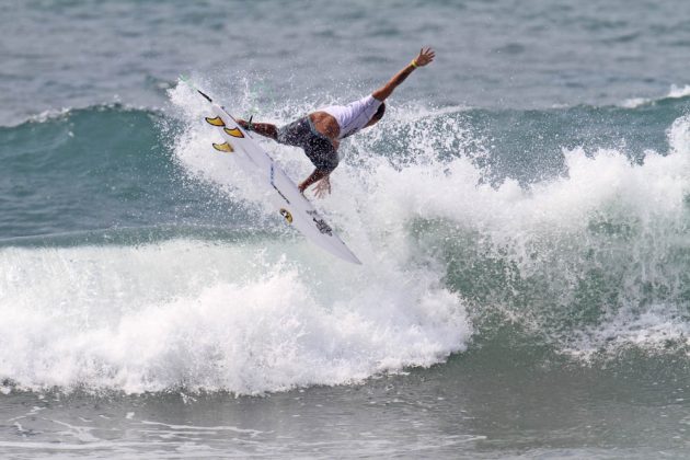 Wesley Leite Maresia Paulista Profissional 2014, Itamambuca, Ubatuba. Foto: Renato Boulos.