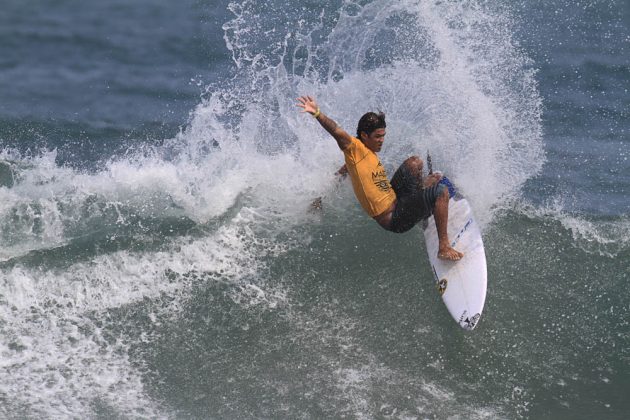 Wesley Leite Maresia Paulista Profissional 2014, Itamambuca, Ubatuba. Foto: Renato Boulos.