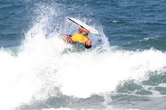 Circuito Cearense de Bodyboard 2015, praia do Futuro, Fortaleza. Foto: Taiu Bueno.