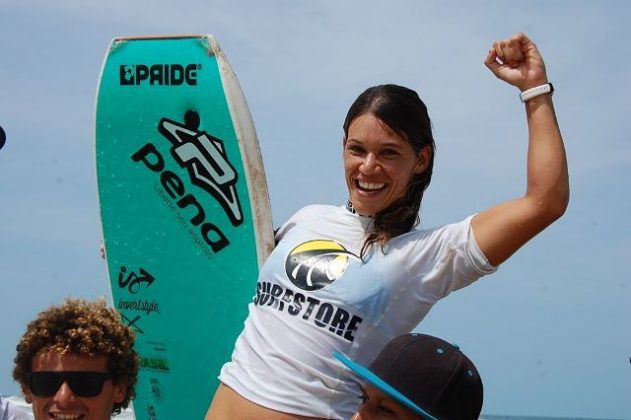 Isabela Sousa Circuito Cearense de Bodyboard 2015, praia do Futuro, Fortaleza. Foto: Lima Jr. .