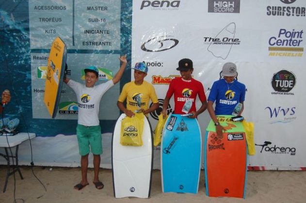 Pódio Open Circuito Cearense de Bodyboard 2015, praia do Futuro, Fortaleza. Foto: Lima Jr. .