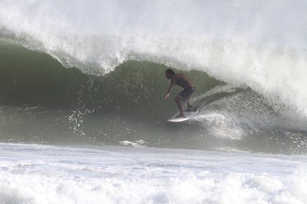 Gil Hanada, Maresias, São Sebastião (SP). Foto: Caio Faria.