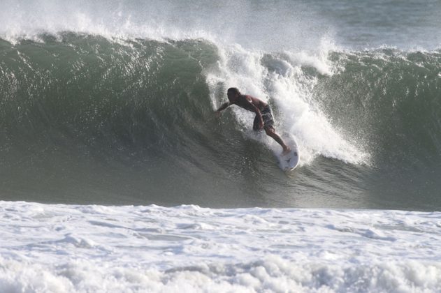 Gil Hanada, Maresias, São Sebastião (SP). Foto: Caio Faria.