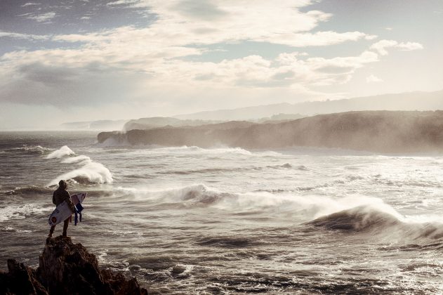 Coleção de inverno da Rip Curl proporciona conforto e segurança para os amantes do mar. Foto: Divulgação.