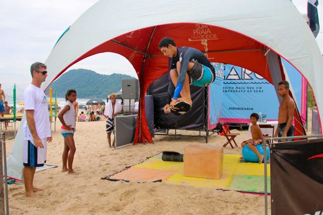 funcional4 Rip Curl Grom Search, Guarujá, (SP), 2015. Foto: Nancy Geringer.