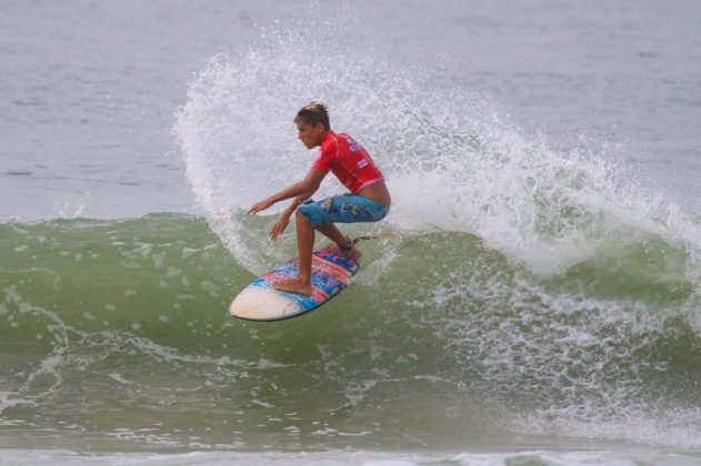 giovani_pontes3 Rip Curl Grom Search, Guarujá, (SP), 2015. Foto: Nancy Geringer.