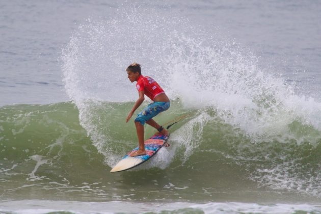 giovani_pontes4 Rip Curl Grom Search, Guarujá, (SP), 2015. Foto: Nancy Geringer.