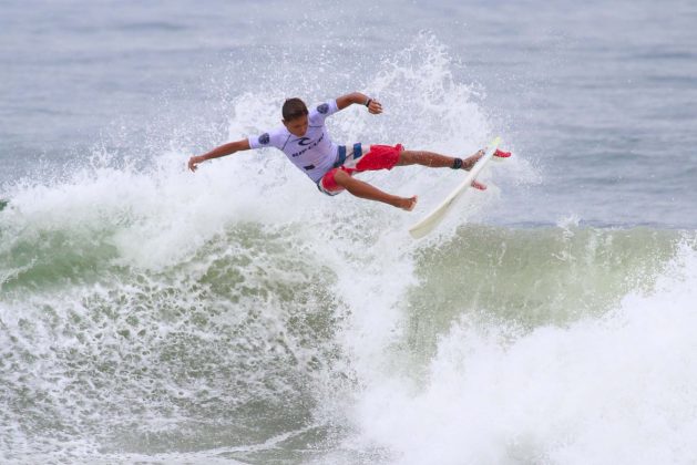 vinicius_mabel3 Rip Curl Grom Search, Guarujá, (SP), 2015. Foto: Nancy Geringer.