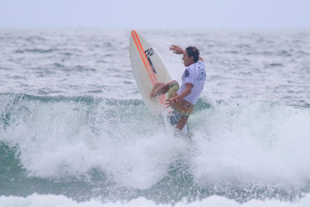 anderson_junior Rip Curl Grom Search, Guarujá, (SP), 2015. . Foto: Nancy Geringer.