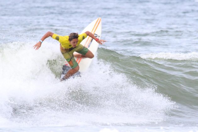 anderson_junior3 Rip Curl Grom Search, Guarujá, (SP), 2015. . Foto: Nancy Geringer.