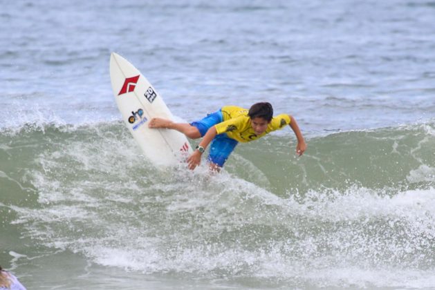 diego_aguiar11 Rip Curl Grom Search, Guarujá, (SP), 2015. . Foto: Nancy Geringer.