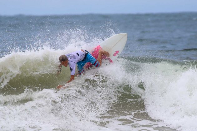 gustavo_giovanar Rip Curl Grom Search, Guarujá, (SP), 2015. . Foto: Nancy Geringer.