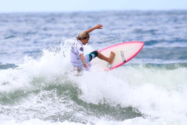 kaue_germano Rip Curl Grom Search, Guarujá, (SP), 2015. . Foto: Nancy Geringer.