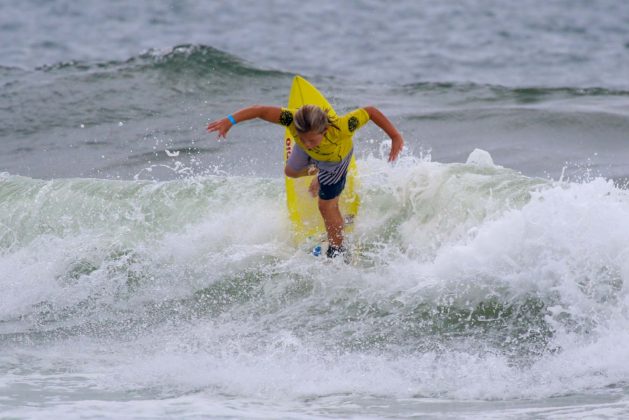 leo_casal Rip Curl Grom Search, Guarujá, (SP), 2015. . Foto: Nancy Geringer.