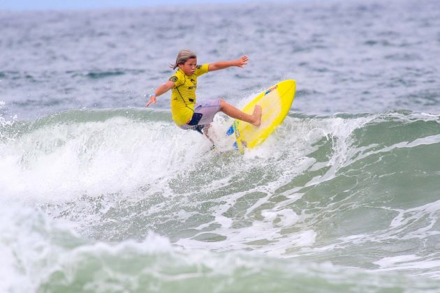 leo_casal3 Rip Curl Grom Search, Guarujá, (SP), 2015. . Foto: Nancy Geringer.