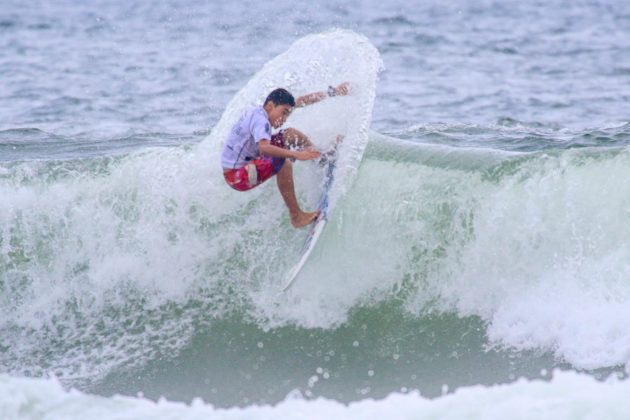 leonardo_barcelos3 Rip Curl Grom Search, Guarujá, (SP), 2015. . Foto: Nancy Geringer.