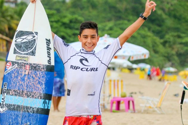 leonardo_barcelos7 Rip Curl Grom Search, Guarujá, (SP), 2015. . Foto: Nancy Geringer.