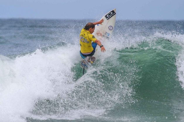 mateus_sena2 Rip Curl Grom Search, Guarujá, (SP), 2015. . Foto: Nancy Geringer.