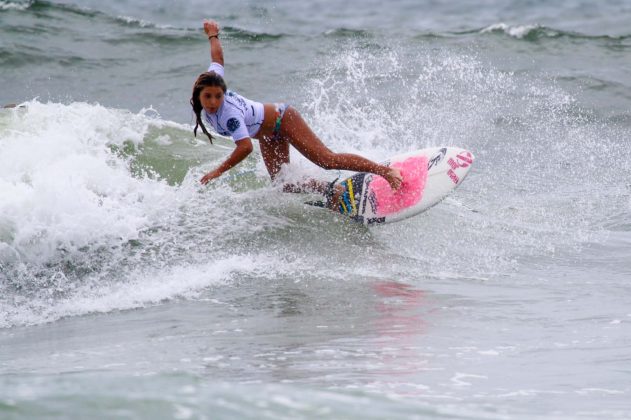 taina_hinckel8 Rip Curl Grom Search, Guarujá, (SP), 2015. . Foto: Nancy Geringer.