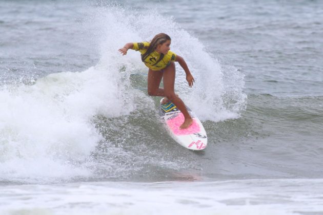 taina_hinckel15 Rip Curl Grom Search, Guarujá, (SP), 2015. . Foto: Nancy Geringer.