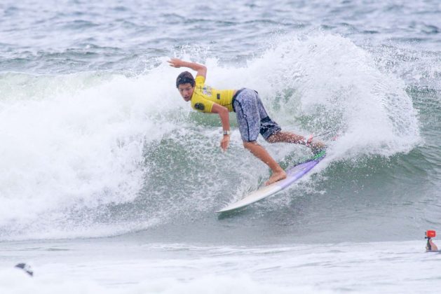 thomas_carvalho Rip Curl Grom Search, Guarujá, (SP), 2015. . Foto: Nancy Geringer.