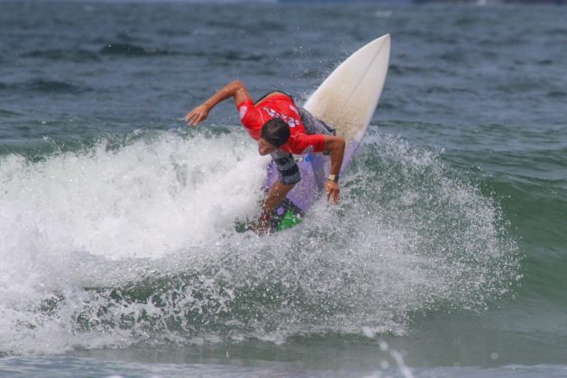 thomas_carvalho4 Rip Curl Grom Search, Guarujá, (SP), 2015. . Foto: Nancy Geringer.