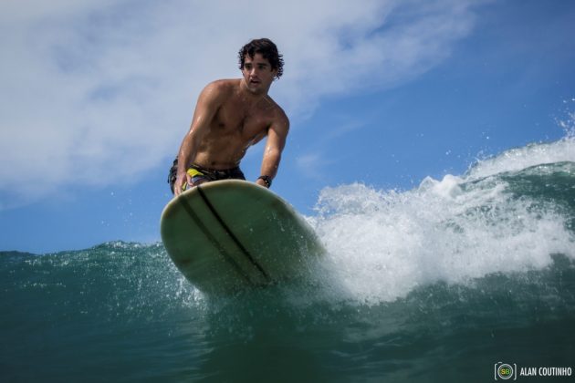 Guilherme Mansur, praia da Macumba, Rio de Janeiro (RJ). Foto: Mounique Santos.