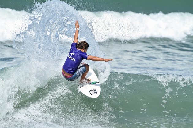 Ian Gouveia Maresia Paulista Profissional 2015, Maresias, São Sebastião. Foto: Munir El Hage.