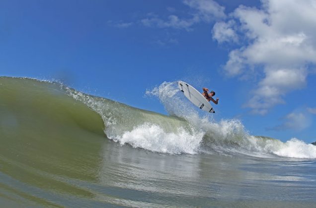 Alex Chacon, Canto da Vo? , Ilha do Mel (PR). Foto: Magda Souza.