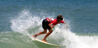 Rip Curl Grom Search chega a Búzios