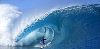 Sinal verde para o show de tubos em Teahupoo