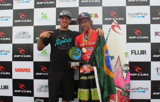 Gabriel Medina e Samuel Pupo, Final Internacional do Rip Curl Grom Search, realizado em Maresias, 2015. . Foto: Vinicius Sá Moura.