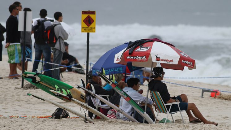 Quiksilver Pro, praia de Itaúna, Saquarema (RJ). Foto: Luciano Santos Paula.