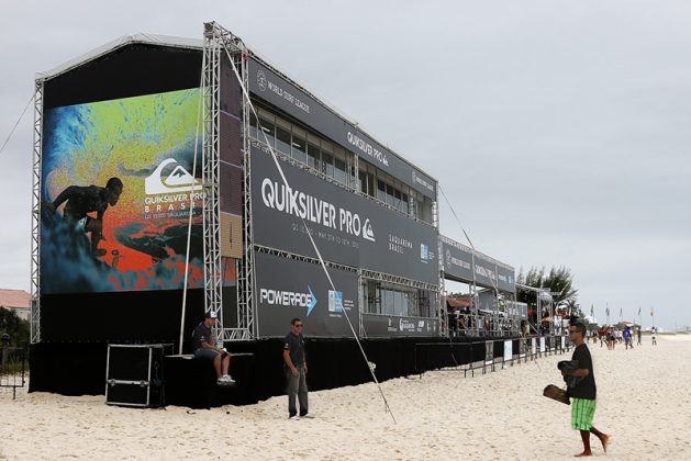 Quiksilver Pro, praia de Itaúna, Saquarema (RJ). Foto: Luciano Santos Paula.