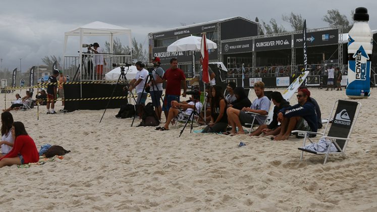 Quiksilver Pro, praia de Itaúna, Saquarema (RJ). Foto: Luciano Santos Paula.